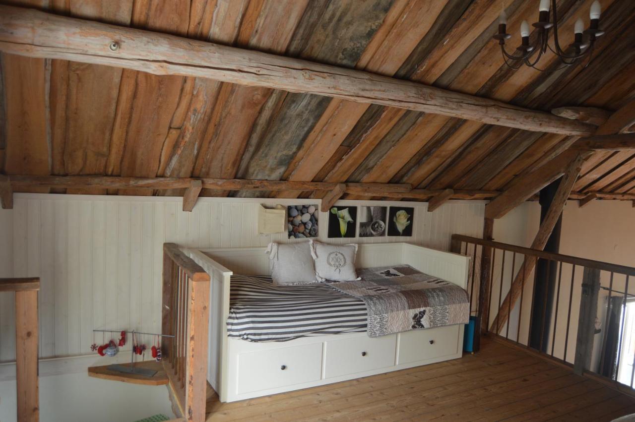 Ekengard Apartamento Köping Exterior foto